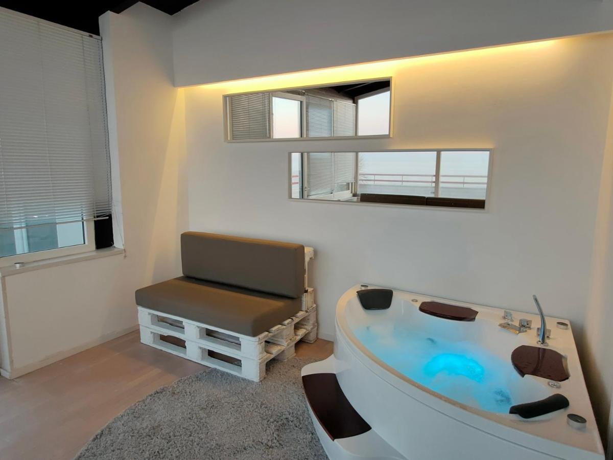Seafront Suites Bari Exterior photo